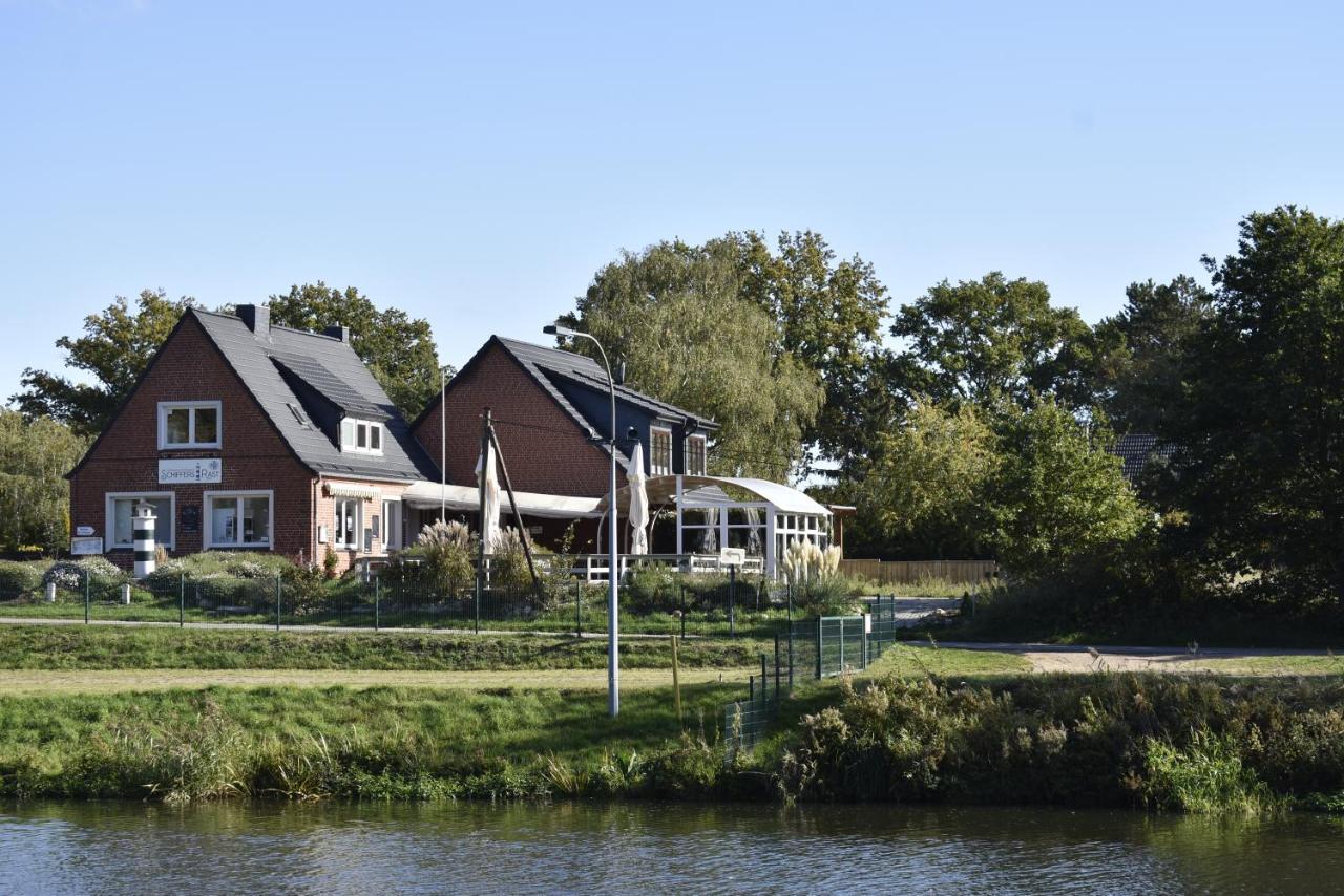 Pension Zur Schleuse Garni Am Elbe Luebeck - Kanal In Witzeeze Exteriör bild
